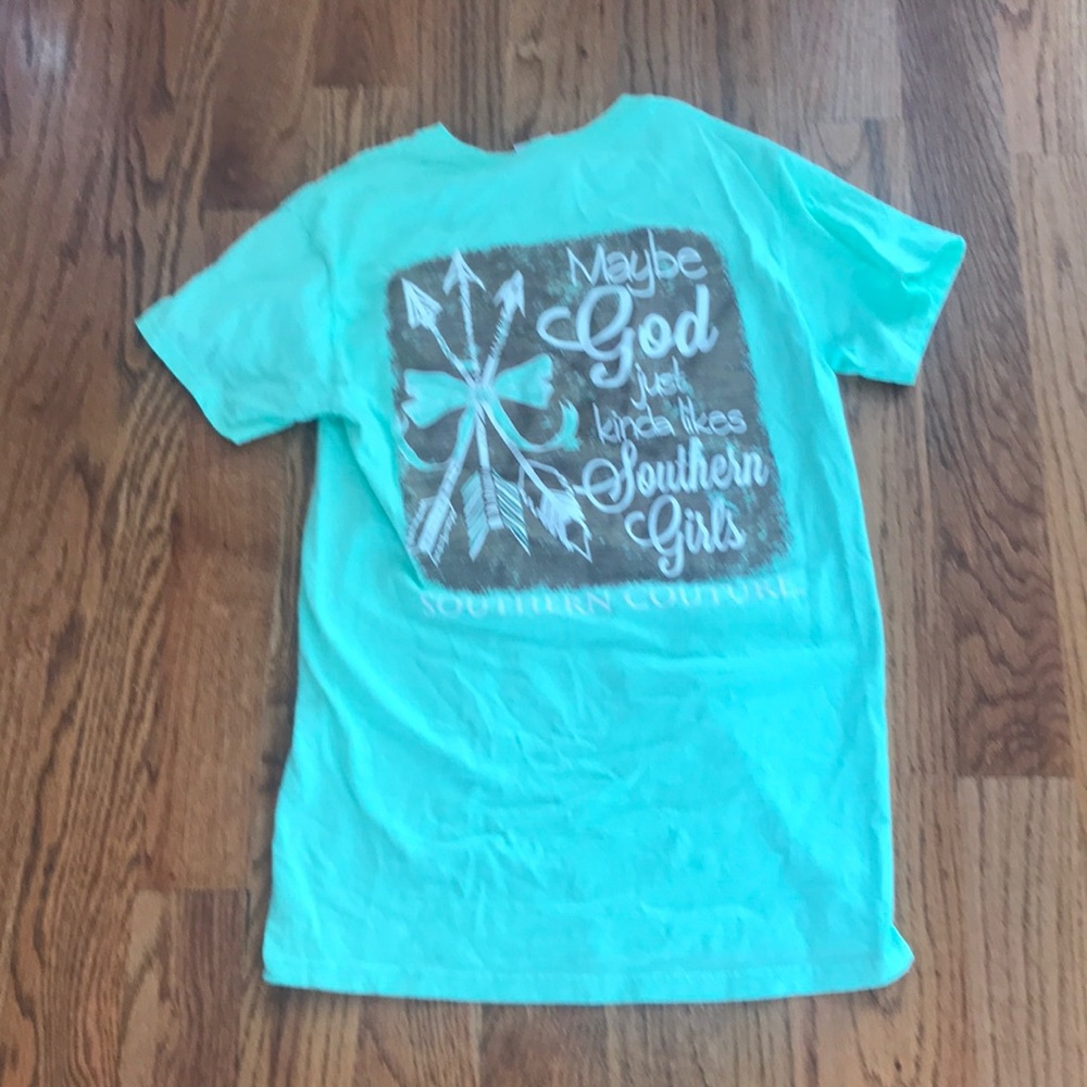 Southern Couture Tee Size Small